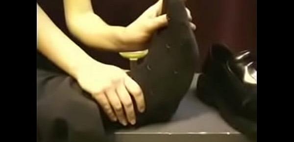  Girl Make Foot Massage To Man